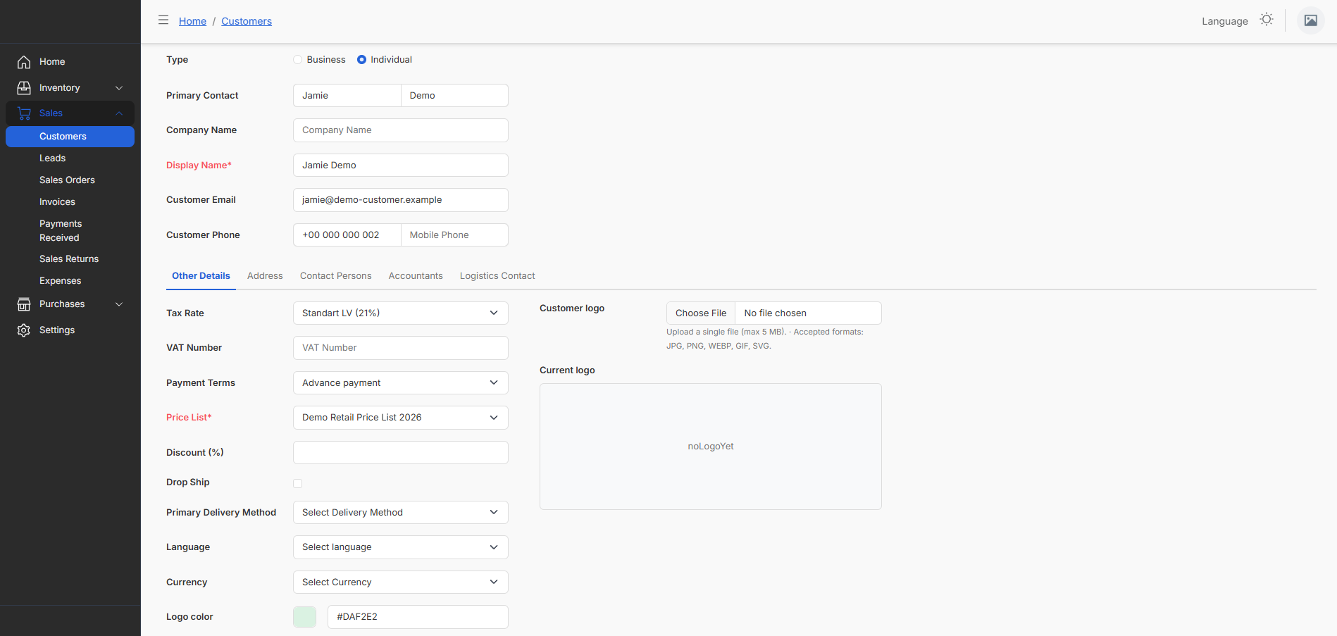 Customer creation with a price list and taxes